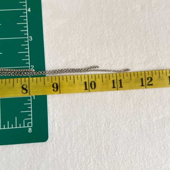 Nett Shoulder Duster Earrings Silver Tone Chains Held By Rhinestone Studded Eyes - Picture 12 of 14